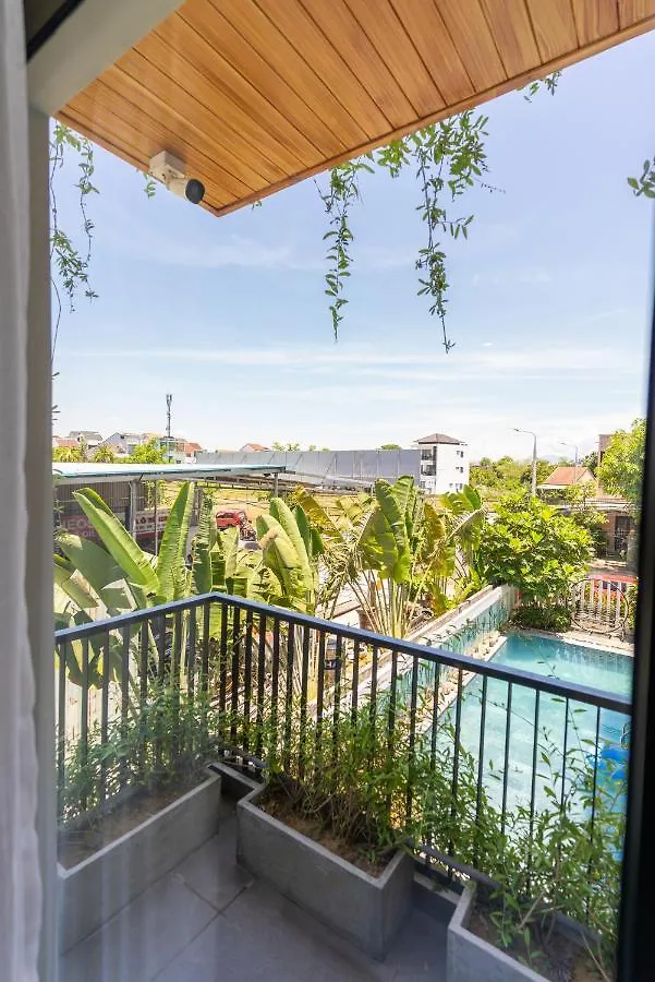 Hoianese Lip Lip Pool Hotel Hoi An 2*,  Vietnam