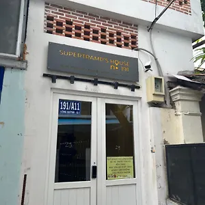 https://supertramps-house.hotelsvungtau.com