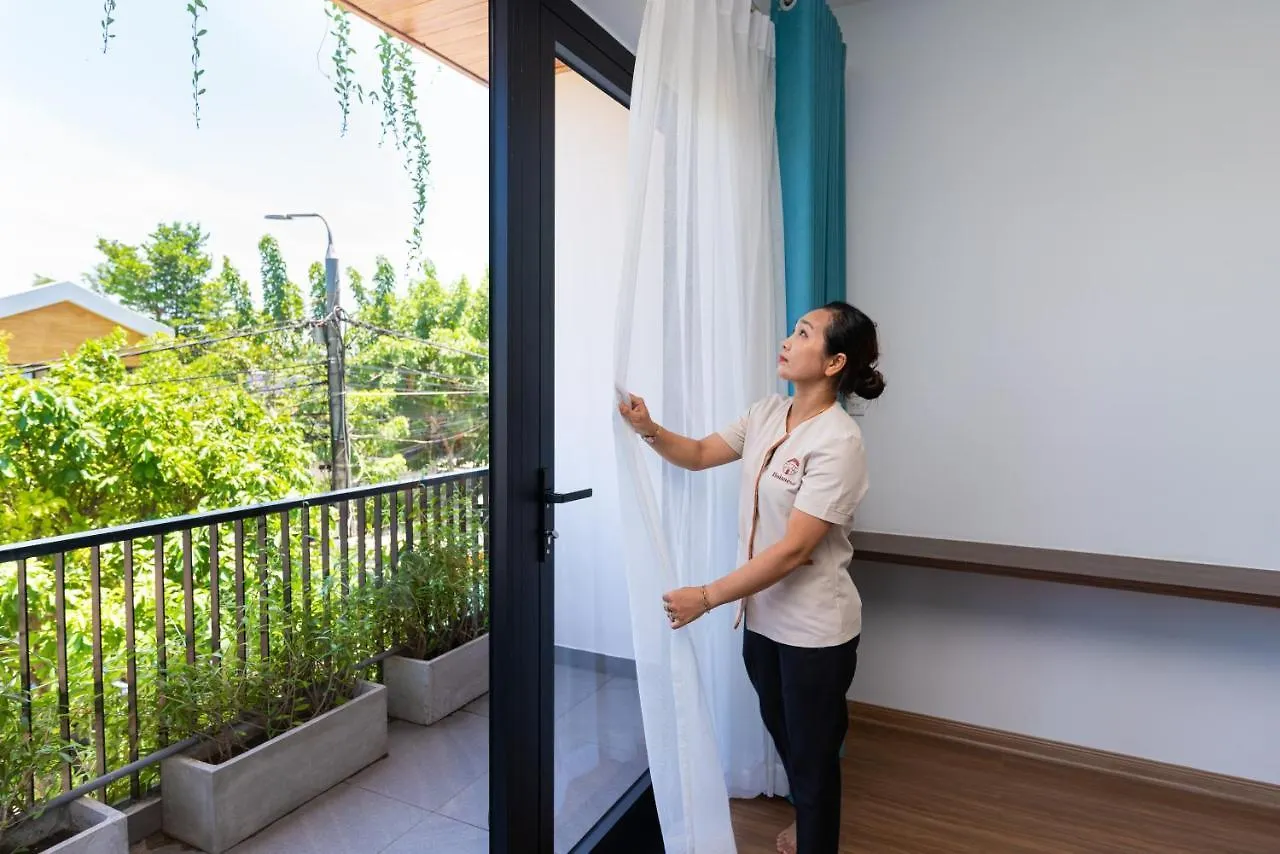 Hoianese Lip Lip Pool Hotel Hoi An