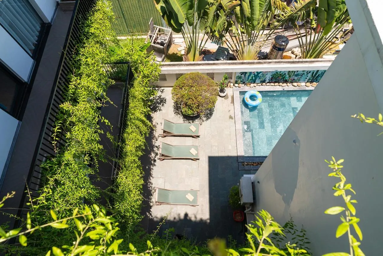Hoianese Lip Lip Pool Hotel Hoi An