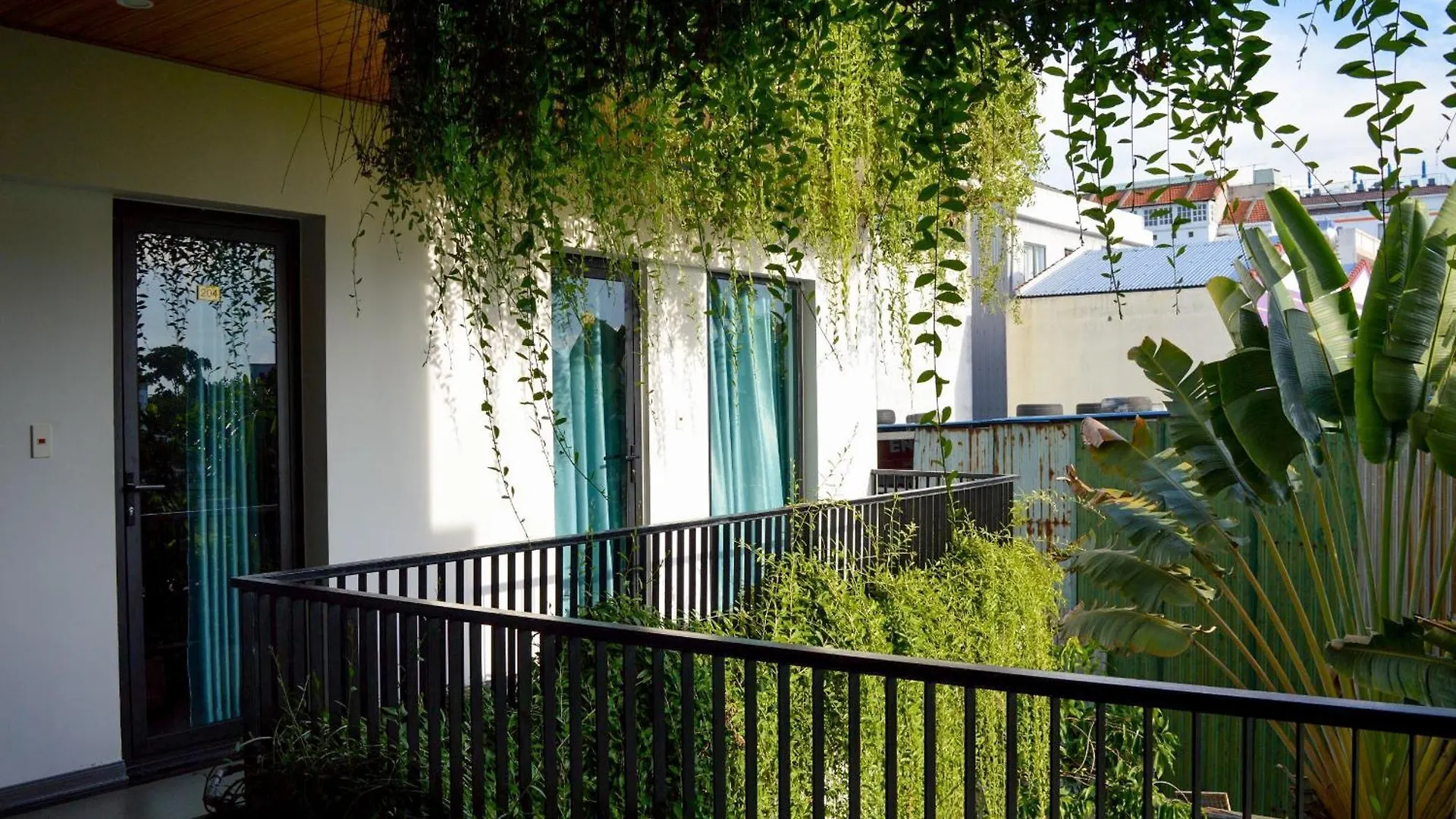Hoianese Lip Lip Pool Hotel Hoi An 2*,  Vietnam